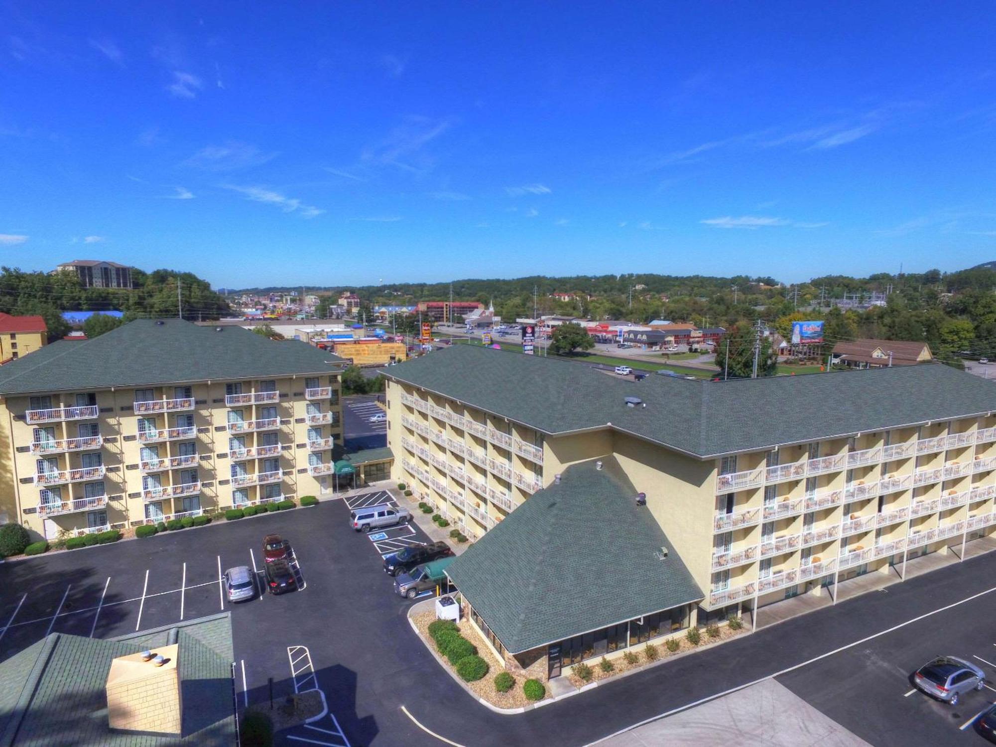 Comfort Inn & Suites At Dollywood Lane Піджен-Фордж Екстер'єр фото